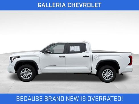 Used 2024 Toyota Tundra SR5 w/ SR5 Convenience Package AWD/4WD image 4