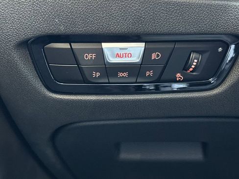 Used 2023 BMW M4 xDrive Competition w/ M Carbon Exterior Package AWD/4WD image 35