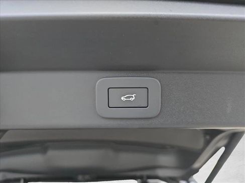 New 2026 Land Rover Range Rover Sport Dynamic SE image 13