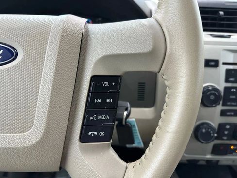 Used 2011 Ford Escape XLT w/ 203A Rapid Spec Order Code image 21