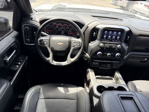 Used 2022 Chevrolet Silverado 2500 LTZ w/ LTZ Convenience Package AWD/4WD image 12