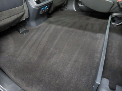 Used 2025 Ford F150 Lariat w/ Tow/Haul Package image 67