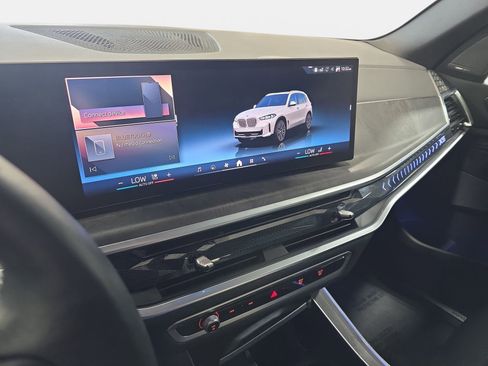Used 2024 BMW X5 xDrive40i w/ Premium Package image 20