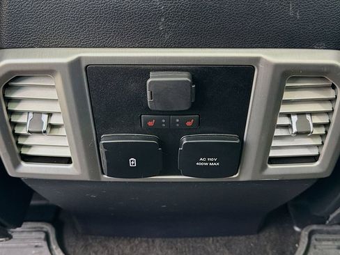 Used 2020 Ford F150 Platinum w/ Equipment Group 701A Luxury image 40