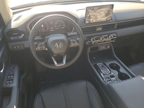 New 2025 Honda Pilot EX-L image 7