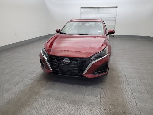 Used 2023 Nissan Altima 2.5 SV FWD image 15
