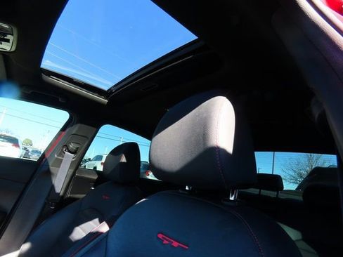 Used 2022 Kia Forte GT image 38