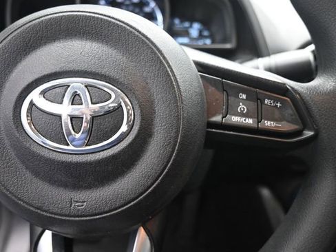 Used 2019 Toyota Yaris LE image 14