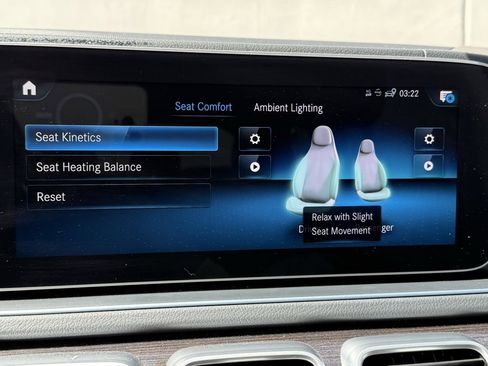 Used 2022 Mercedes-Benz GLS 450 4MATIC image 14