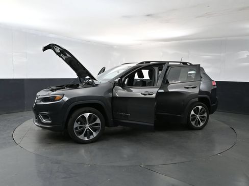 Used 2022 Jeep Cherokee Limited w/ Elite Package AWD/4WD image 27