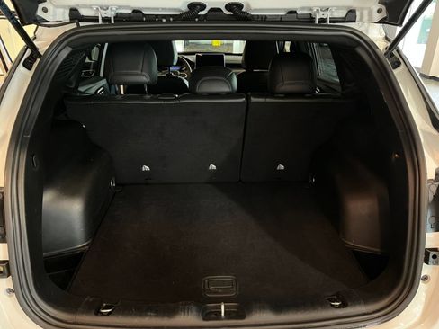 Used 2025 Jeep Compass Trailhawk AWD/4WD image 31