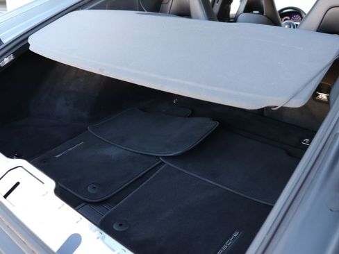 Used 2019 Porsche Panamera 4 image 25