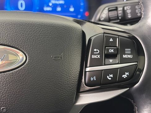Certified 2022 Ford Explorer Platinum w/ Equipment Group 601A AWD/4WD image 18