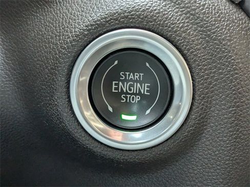 Used 2022 GMC Sierra 1500 SLT w/ SLT Premium Package image 30