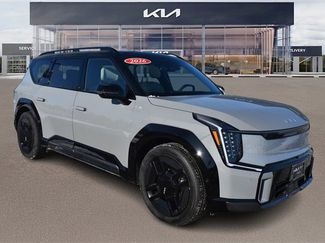 New 2026 Kia EV9 GT-Line video 1