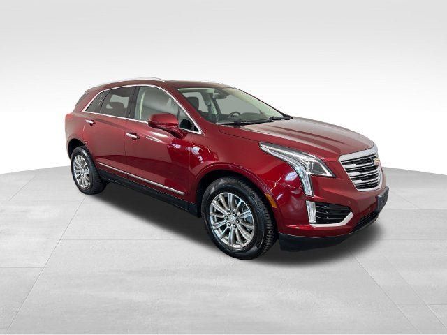 Used 2017 Cadillac XT5 Luxury AWD/4WD image 7