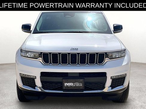 Used 2023 Jeep Grand Cherokee L Limited AWD/4WD image 4