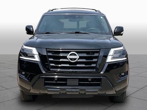 Certified 2024 Nissan Armada SL w/ Midnight Edition Package AWD/4WD image 3