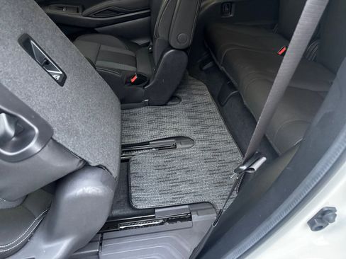 Certified 2025 Subaru Ascent Premium image 38