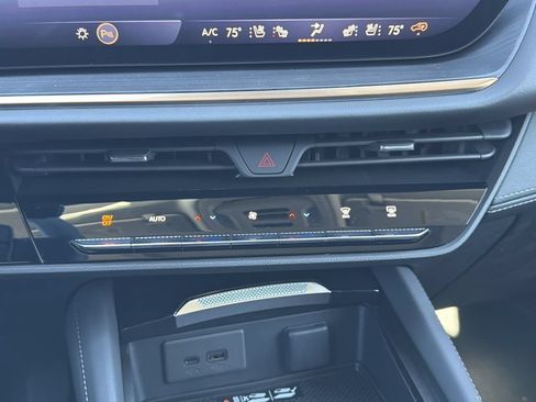 New 2026 Buick Envision Avenir AWD/4WD image 6