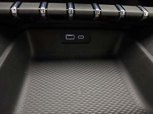 New 2026 GMC Terrain Elevation AWD/4WD image 33