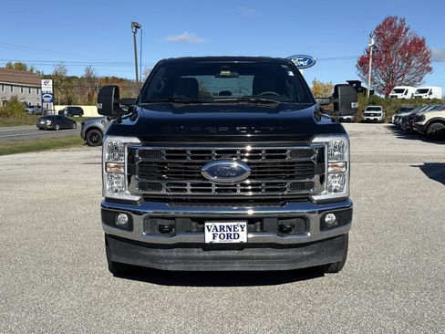 Used 2024 Ford F250 XLT image 2