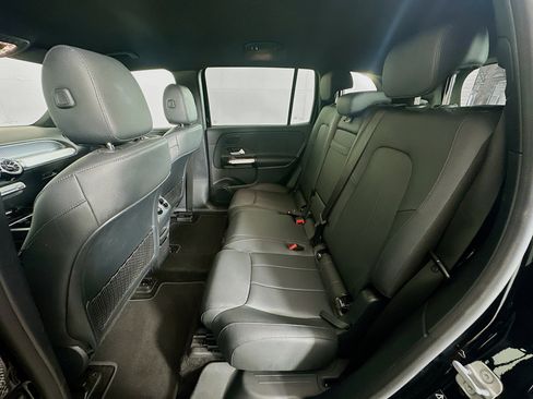 Used 2024 Mercedes-Benz EQB 250+ image 27