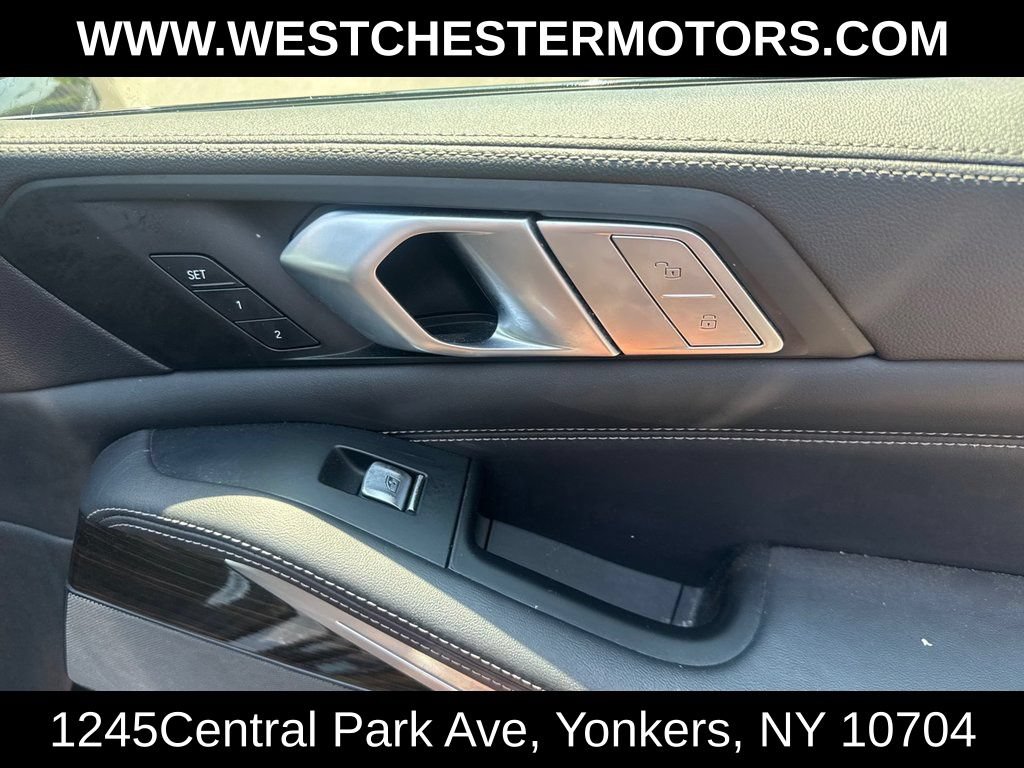 Used 2021 BMW X7 xDrive40i AWD/4WD image 15