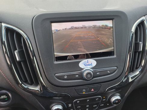 Used 2023 Chevrolet Equinox RS image 20