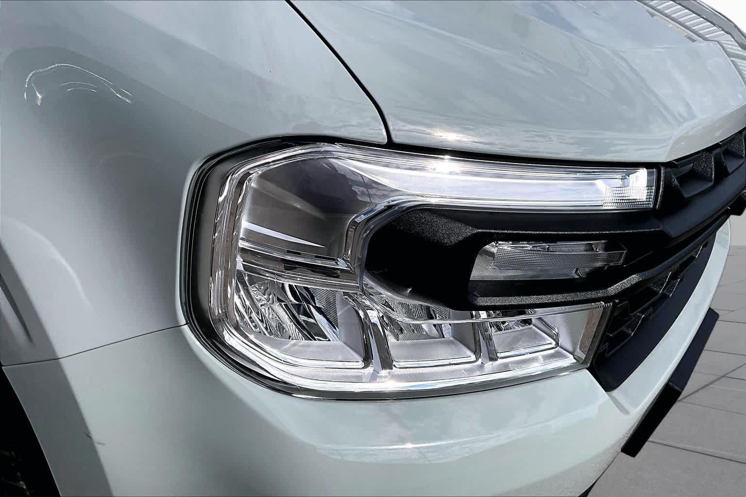 Certified 2024 Ford Maverick XL FWD image 27