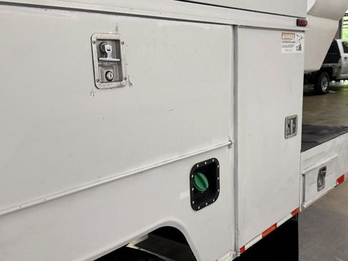 Used 2017 Ford F550 2WD SuperCab Super Duty image 62