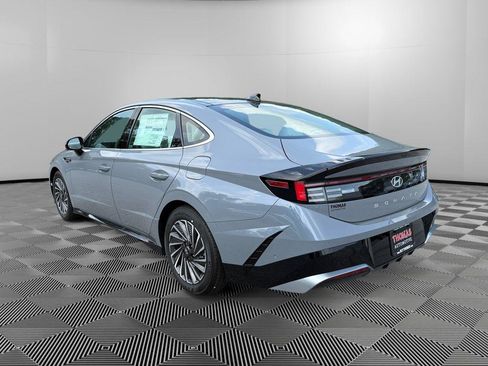 New 2025 Hyundai Sonata Limited image 5