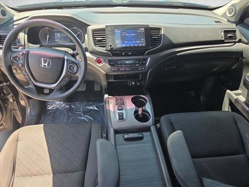 Used 2021 Honda Ridgeline Sport image 17