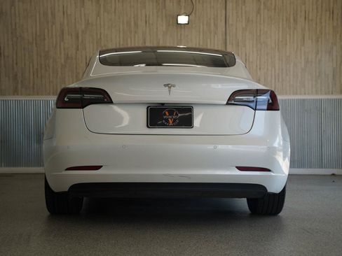 Used 2021 Tesla Model 3 Standard Range Plus RWD image 8