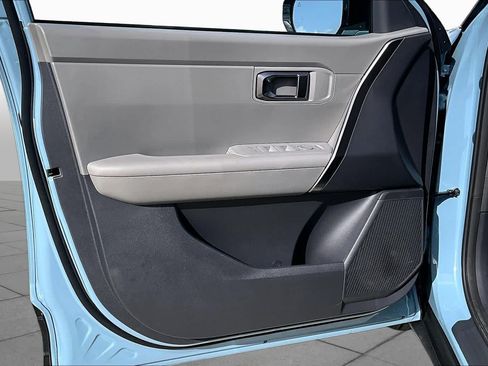 Used 2027 Kia Seltos S FWD image 40