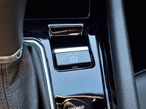 New 2026 Jeep Compass Altitude image 16