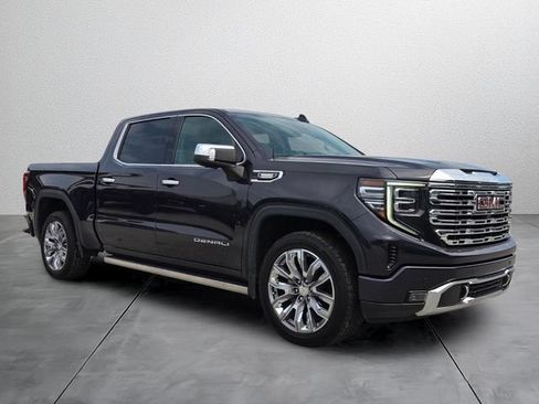 Used 2023 GMC Sierra 1500 Denali w/ Denali Reserve Package AWD/4WD image 6