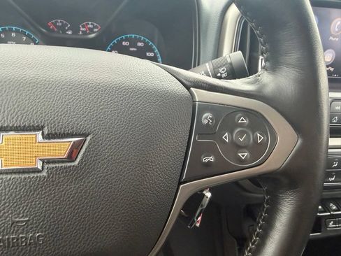 Used 2022 Chevrolet Colorado Z71 w/ Safety Package AWD/4WD image 23