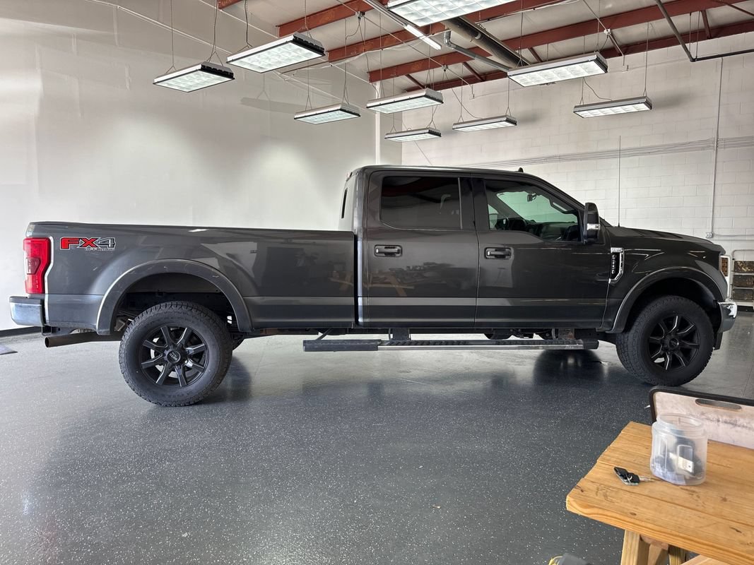Used 2019 Ford F250 Lariat w/ Lariat Value Package AWD/4WD image 3