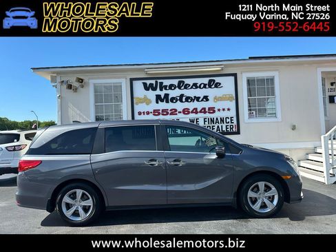 Used 2019 Honda Odyssey EX image 1
