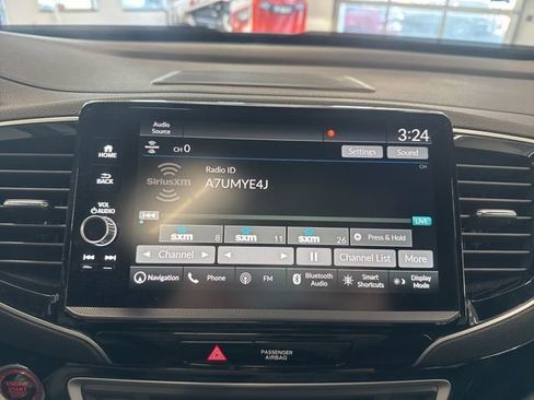 Used 2025 Honda Ridgeline Black Edition image 41