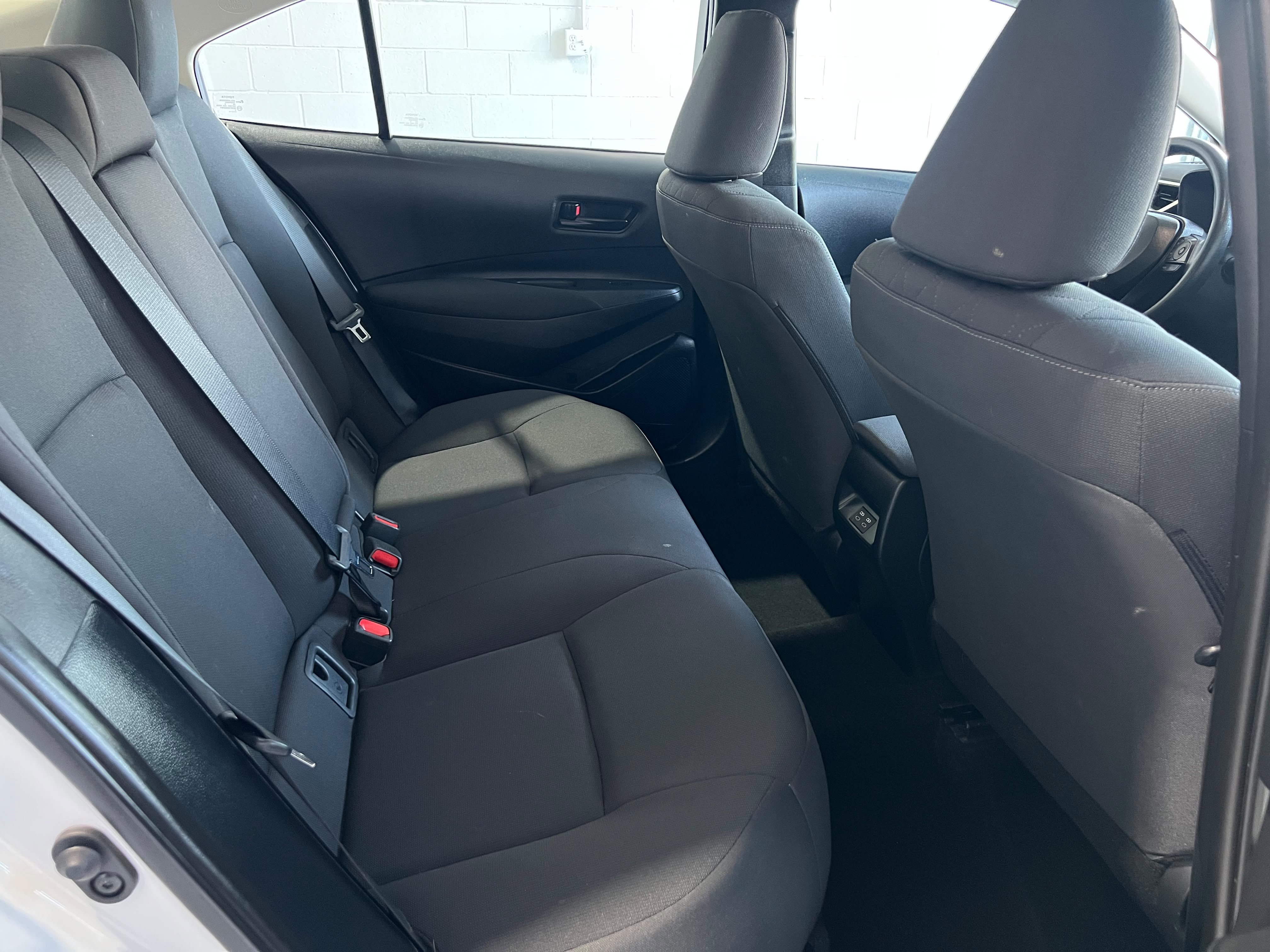 Used 2023 Toyota Corolla LE w/ LE Convenience Package FWD image 13