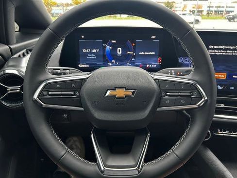 New 2026 Chevrolet Equinox EV LT w/ Comfort Package image 9