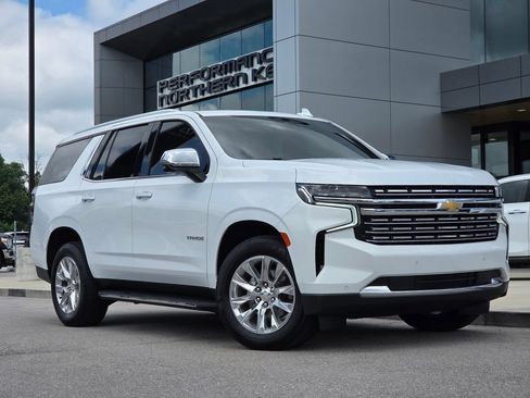 Used 2023 Chevrolet Tahoe Premier w/ Premium Package 2 AWD/4WD image 4