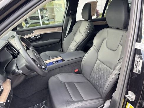 Used 2025 Volvo XC90 B6 Plus AWD/4WD image 16