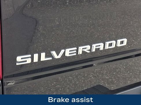 Used 2023 Chevrolet Silverado 1500 RST AWD/4WD image 32