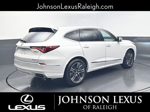 Used 2026 Acura MDX SH-AWD w/ Advance Package image 9