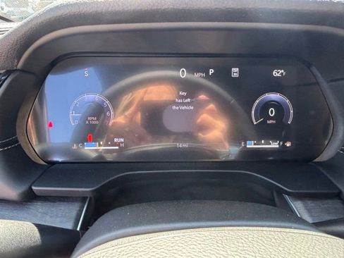 New 2026 Jeep Grand Cherokee Limited w/ Limited Altitude Package AWD/4WD image 26