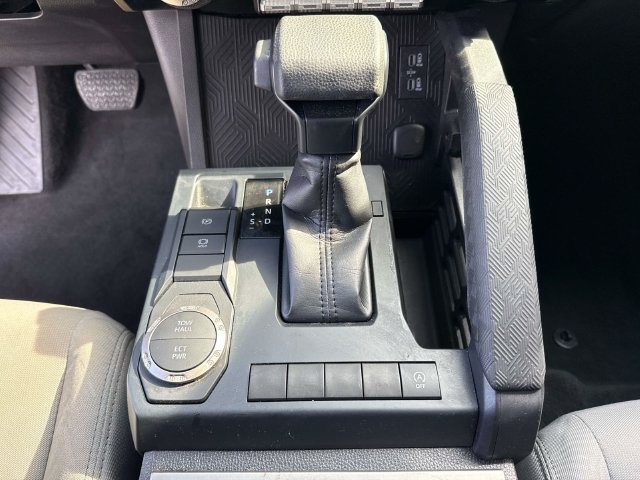Used 2025 Toyota Tacoma SR5 RWD image 30