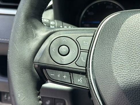 Certified 2021 Toyota RAV4 XLE Premium AWD/4WD image 23